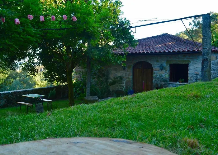 Quinta Abelha Feriehus Pico